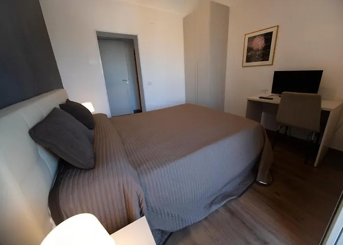 Zurria Bed & Breakfast 3*